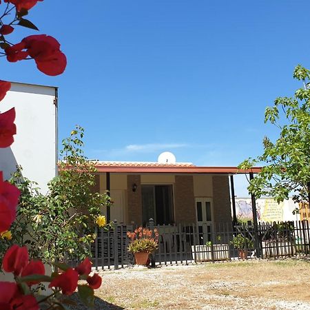 B&B Villa Romina ซานกาตัลโด ภายนอก รูปภาพ
